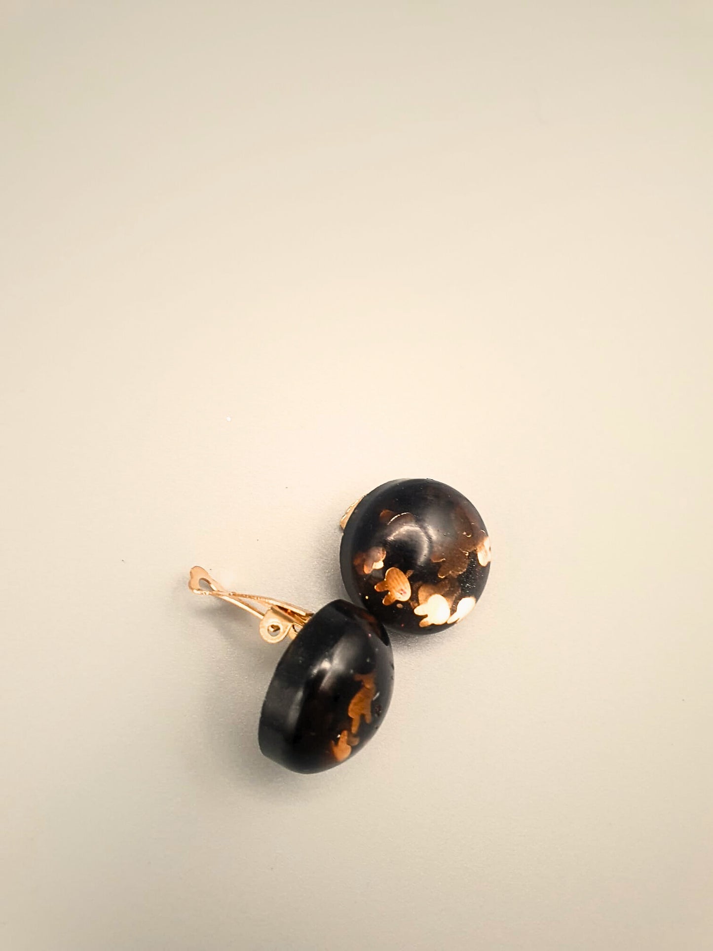 Magische Runde Bernsteinfarbene Ohrringe