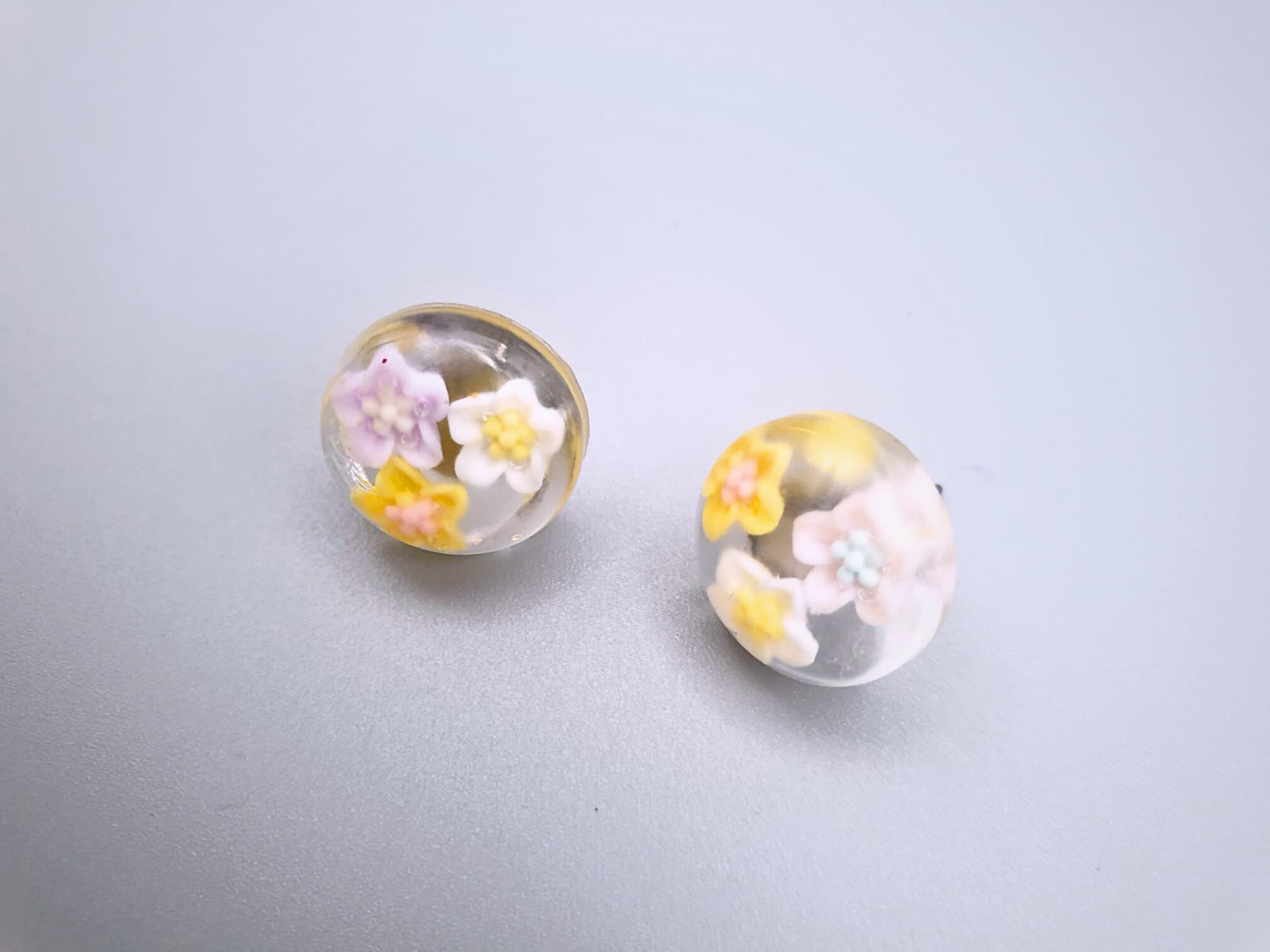 Magische Blumen-Ohrringe